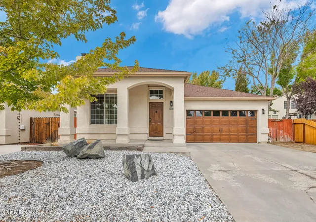 Single Family Residence at 2750 Carriage Crst Dr, Carson City, NV 89706 | MLS# 250057077 | | Sold on 2025-11-12
