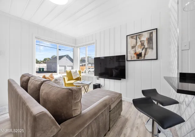 Photo 3 of Single family home for sale at 527 10th Street, Sparks, NV 89431 | MLS# 250057255 | Listing updated on 2025-11-04