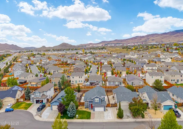 Photo 3 of Single family home for sale at 9920 Grand Fls Dr, Reno, NV 89506 | MLS# 250057125 | Listing updated on 2026-08-28