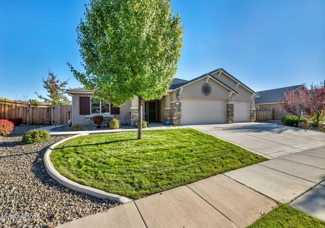 Photo 4 of Single family home for sale at 7262 Lacerta Dr, Sparks, NV 89436 | MLS# 250057224 | Listing updated on 2026-02-11