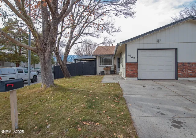 2nd image of 1422 Del Rosa Way, Sparks, NV 89434 | MLS# 250057269