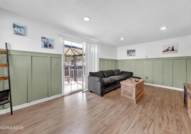 3rd image of 1422 Del Rosa Way, Sparks, NV 89434 | MLS# 250057269