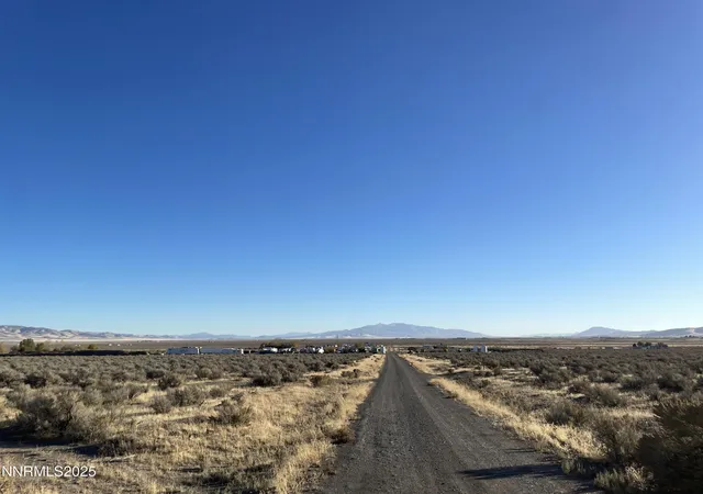 13th image of 06004211 Springfield Rd, Winnemucca, NV 89445 | MLS# 250057307