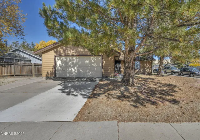 Photo 2 of Single family home for sale at 212 Sarah Dr, Carson City, NV 89706 | MLS# 250057487 | Listing updated on 2025-11-18