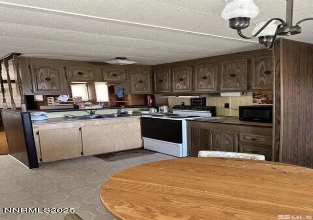 3rd image of 540 Sage Heights Rd, Mc Dermitt, NV 89421 | MLS# 250057828