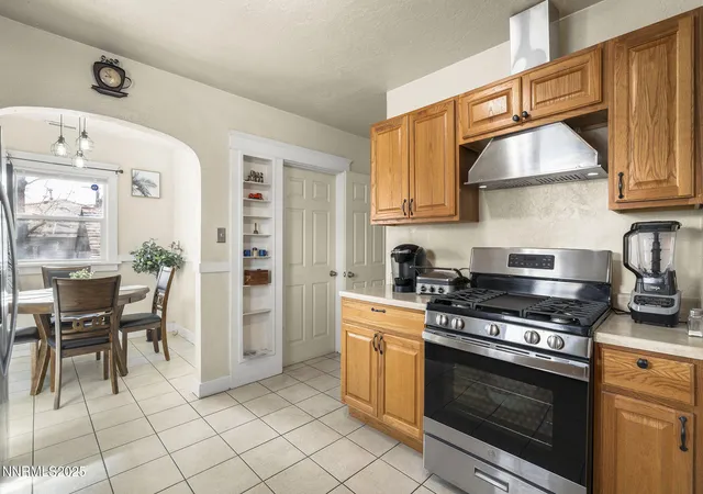 Photo 3 of Single family home for sale at 516 Ryland St, Reno, NV 89502 | MLS# 250057913 | Listing updated on 2025-12-06