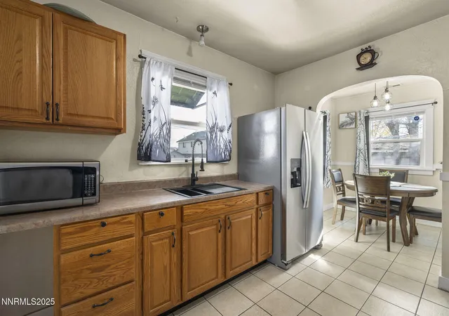Photo 4 of Single family home for sale at 516 Ryland St, Reno, NV 89502 | MLS# 250057913 | Listing updated on 2025-12-06