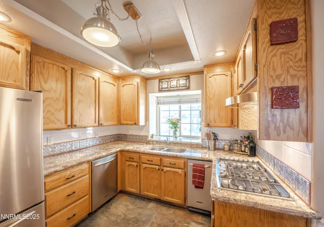 5th image of 955 Carol Way, Fernley, NV 89408 | MLS# 250058040