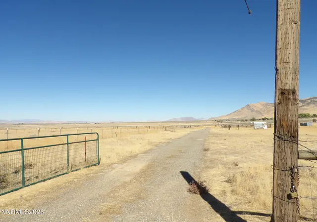 2nd image of 15948 S Grass Valley Rd, Winnemucca, NV 89445 | MLS# 250058058