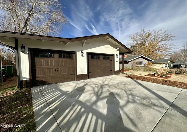 4th image of 1044 Elm St, Carson City, NV 89703 | MLS# 250058141