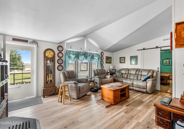 4th image of 8975 Diamond Dr, Winnemucca, NV 89445 | MLS# 250058328