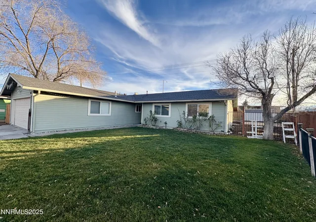 Photo 3 of Single family home for sale at 1885 Verano Dr, Sparks, NV 89431 | MLS# 260000022 | Listing updated on 2026-01-08
