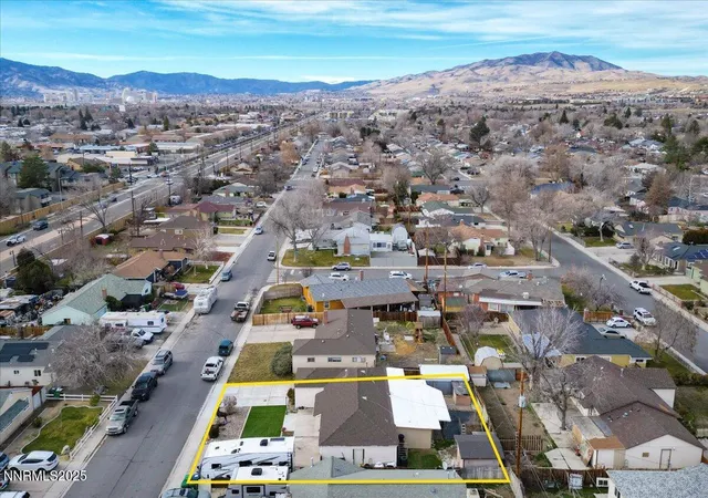 Photo 3 of Single family home for sale at 1250 Oxford Ave, Sparks, NV 89431 | MLS# 250059222 | Listing updated on 2026-09-20