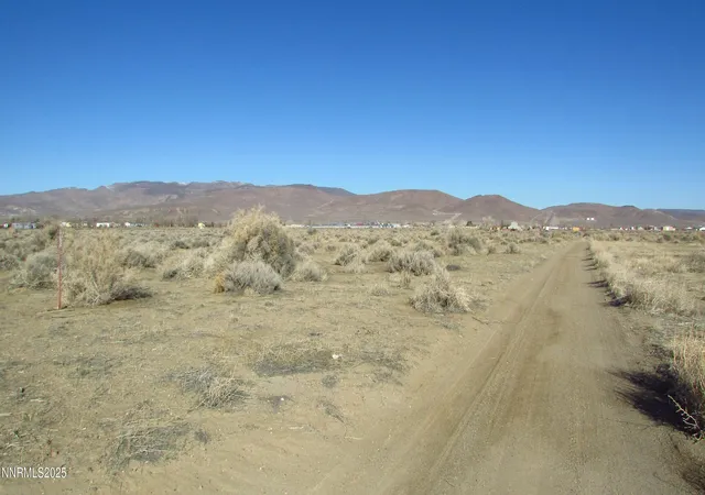 3rd image of 3810 Fort Churchill St, Silver Springs, NV 89429 | MLS# 250059375