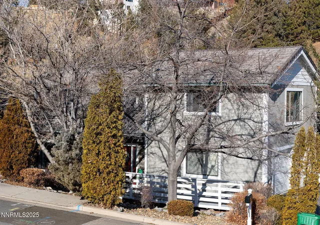 Photo 2 of Single family home for sale at 2555 Camelot Way, Reno, NV 89509 | MLS# 260000205 | Listing updated on 2026-04-25