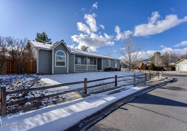 Photo 4 of Single family home for sale at 301 Coral Way, Dayton, NV 89403 | MLS# 260000311 | Listing updated on 2026-02-08