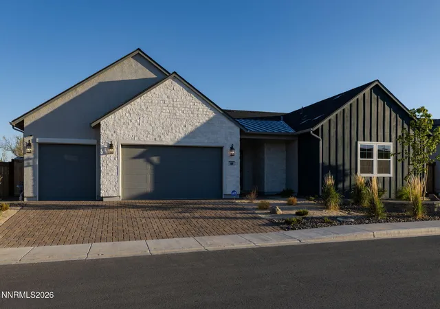 Photo 2 of Single family home for sale at 1561 Evangeline Dr, Sparks, NV 89436 | MLS# 260000669 | Listing updated on 2026-05-11