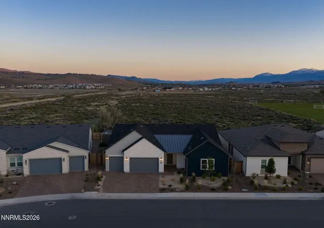 Photo 3 of Single family home for sale at 1561 Evangeline Dr, Sparks, NV 89436 | MLS# 260000669 | Listing updated on 2026-05-11