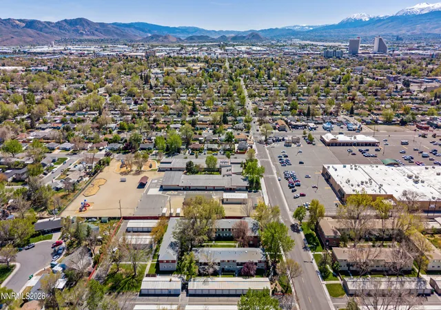 Homes for sale in Sparks, NV | 1940 4th Street, Sparks, NV 89431 | Houzeo