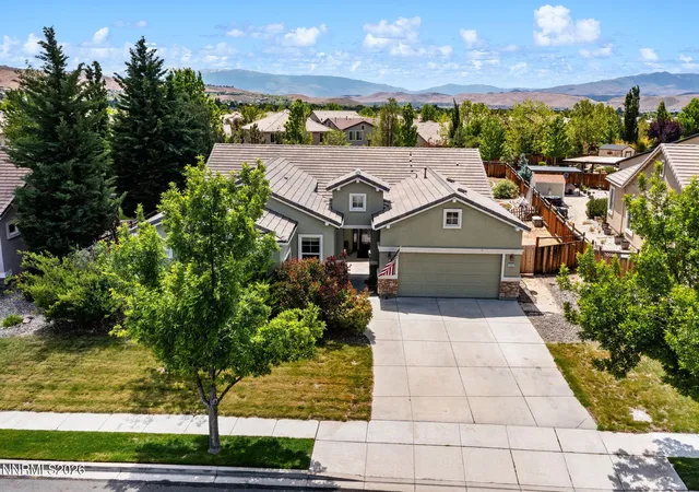 Photo 3 of Single family home for sale at 7337 Phoenix Dr, Sparks, NV 89436 | MLS# 260001977 | Listing updated on 2026-09-17