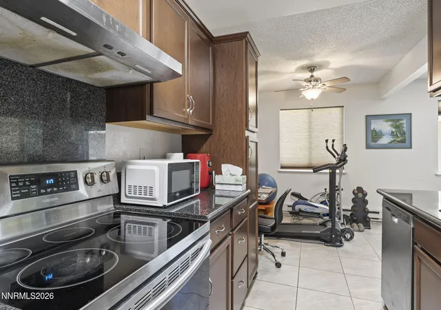 Homes for sale in Sparks, NV | 661 Oakwood Dr, Sparks, NV 89431