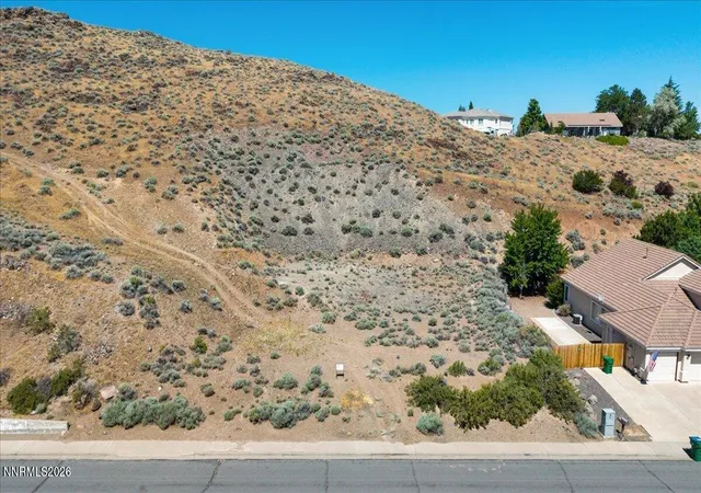 5th image of 4841 W Hidden Valley Dr, Reno, NV 89502 | MLS# 260002237