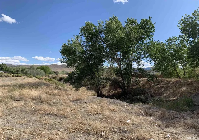 4th image of 698 Jenny'S Ln, Fernley, NV 89408 | MLS# 260002654