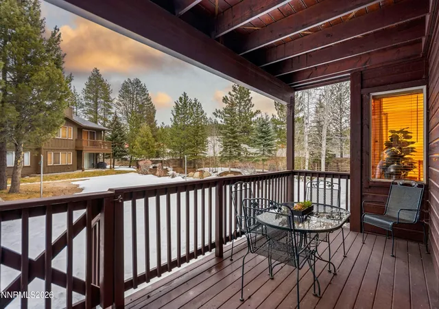 Homes for sale in Truckee, CA | 11420 Dolomite Wy, Truckee, CA 96161
