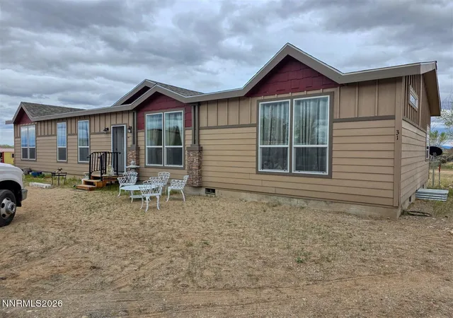 Homes for sale in Yerington, NV | 31 Amanette Wy, Yerington, NV 89447 | MLS# 260003769