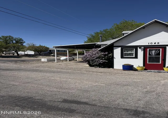 Homes for sale in Tonopah, NV | 1021 Nw Tonopah Ave, Tonopah, NV 89049 | MLS# 260003851