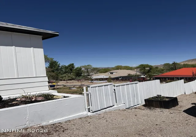 Homes for sale in Tonopah, NV | 1021 Nw Tonopah Ave, Tonopah, NV 89049 | MLS# 260003851