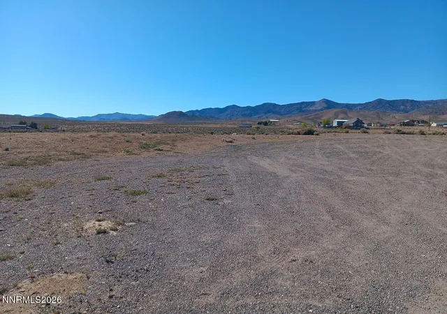 3rd image of Apn# 015-324-33, Stagecoach, NV 89429 | MLS# 260003935