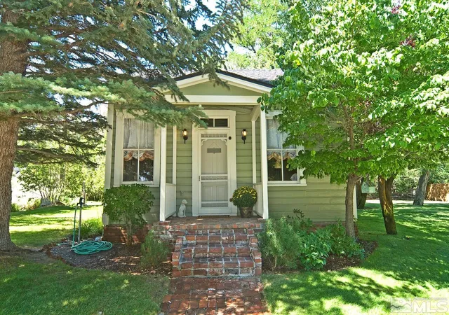 Photo 3 of Single family home for sale at 850 Sheridan Ln, Gardnerville, NV 89460 | MLS# 260004596 | Listing updated on 2026-09-16