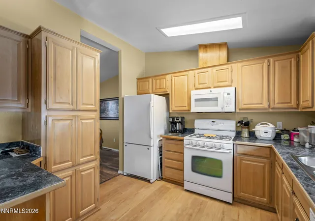 Photo 4 of Manufactured home for sale at 7651 Diamond Pointe Way, Reno, NV 89506 | MLS# 260007033 | Listing updated on 2026-07-14