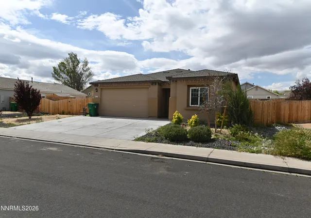 Photo 2 of Single family home for sale at 1623 Summerwind Dr, Fernley, NV 89408 | MLS# 260005161 | Listing updated on 2026-05-08