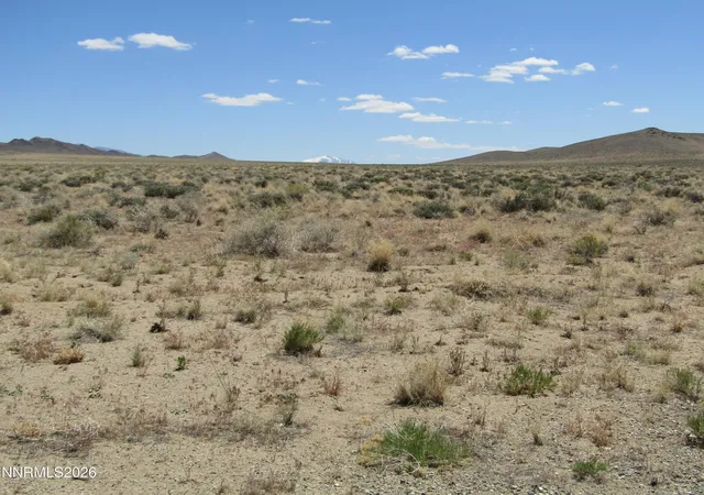1st image of 61 Fox Ln, Yerington, NV 89447 | MLS# 260005331