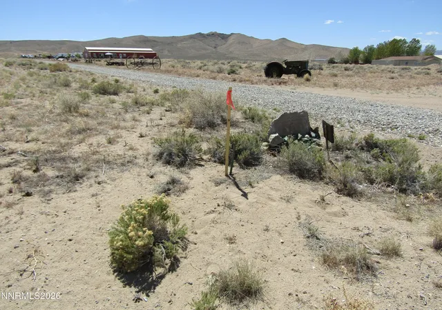 5th image of 61 Fox Ln, Yerington, NV 89447 | MLS# 260005331