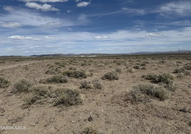 3rd image of 2845 Comstock St, Silver Springs, NV 89429 | MLS# 260005326