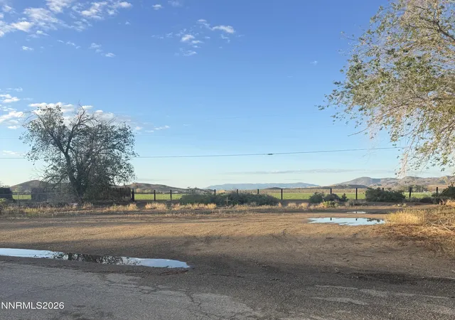 2nd image of 12 Penrose Dr, Yerington, NV 89447 | MLS# 260005604