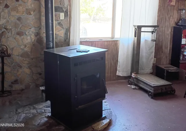image of 41 Bonanza Ln, Yerington, NV 89447 | MLS# 260005692