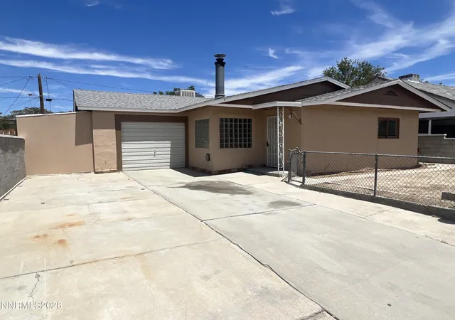Photo 1 of Single family home for sale at 117 W 4th Street, Hawthorne, NV 89415 | MLS# 260005690 | Listing updated on 2026-09-14