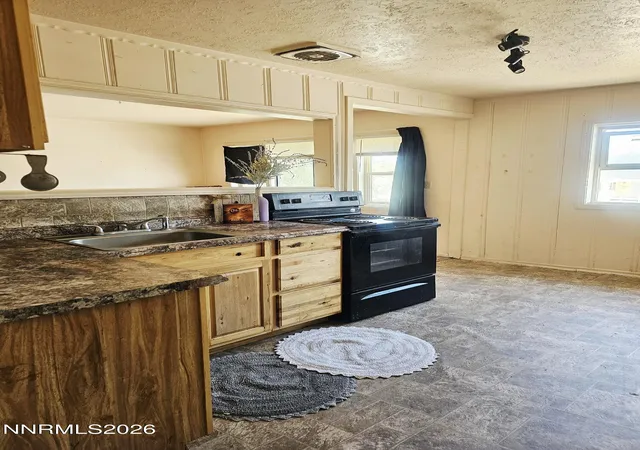 Homes for sale in Yerington, NV | 32 E Bridge St, Yerington, NV 89447 | MLS# 260006383