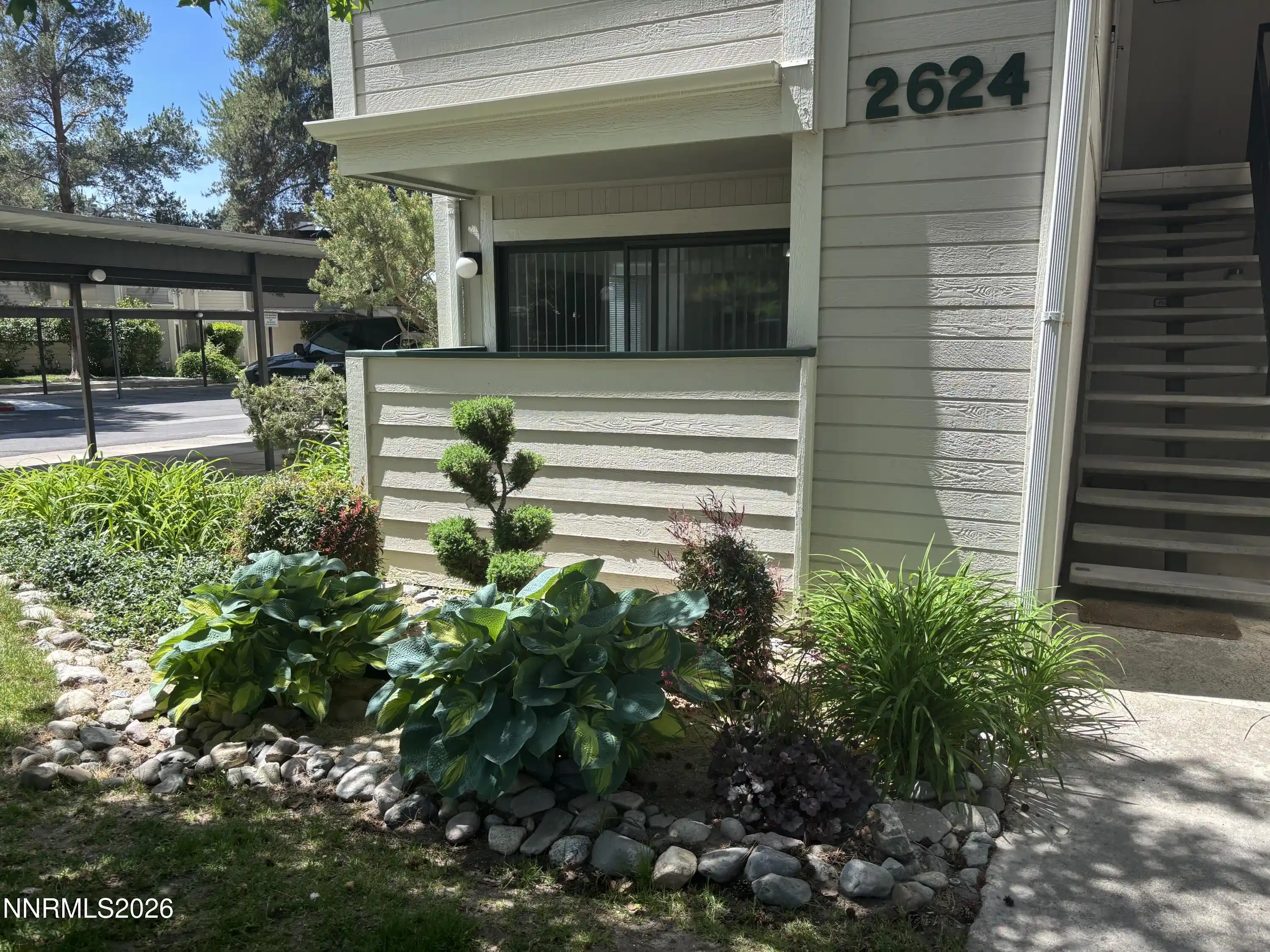 Listing Photo 2 - Condo for sale in 2624 Sunny Slope Dr located at 2624 Sunny Slope Dr, Sparks, NV 89434 - Unit 2624 Sunny Slope Dr