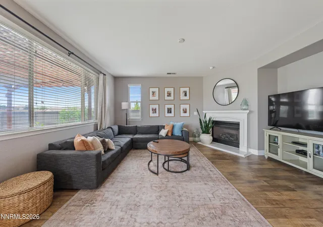 Photo 4 of Single Family Residence at 7845 Opal Blf Dr, Reno, NV 89506 | MLS# 260009034 |  | Sold on 2026-09-09