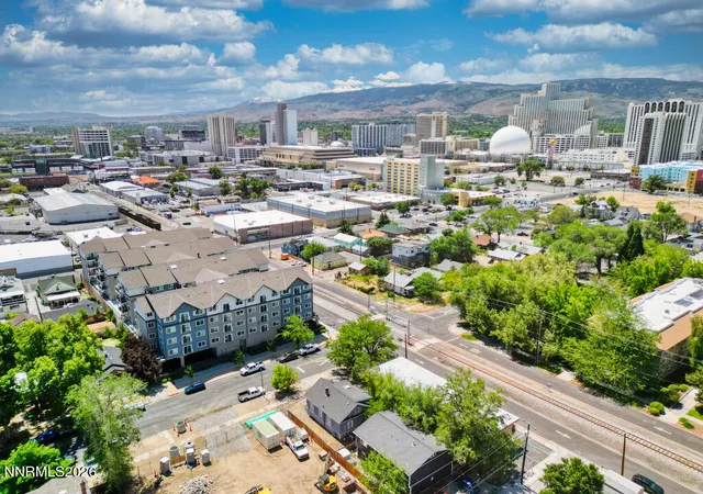 45th image of 411 E 7th St, Reno, NV 89512 | MLS# 260006390