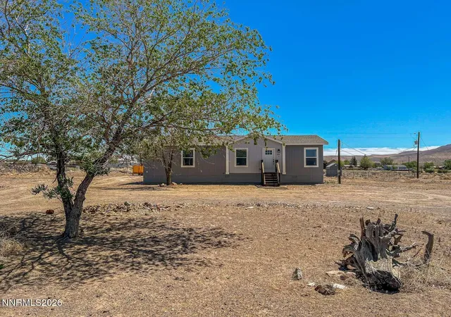 Homes for sale in Stagecoach, NV | 5190 Pueblo Dr, Stagecoach, NV 89429 | MLS# 260006462