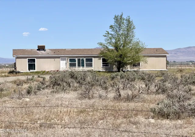 3rd image of 4480 Mountain View Dr, Winnemucca, NV 89445 | MLS# 260006595