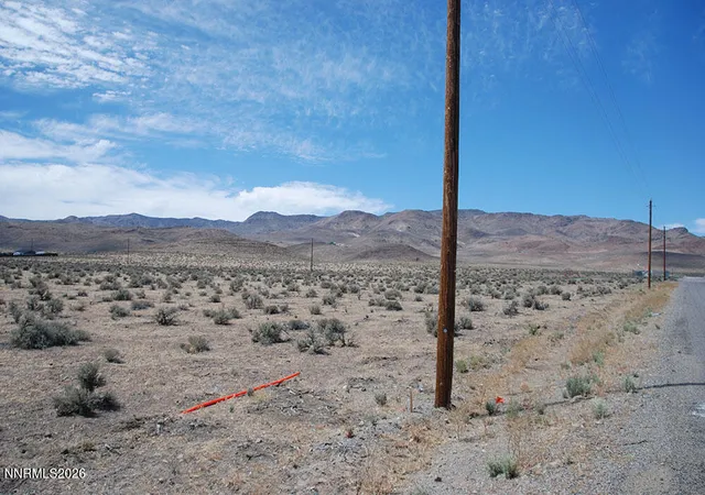 Homes for sale in Stagecoach, NV | 5105 Boyer Ln, Stagecoach, NV 89429 | MLS# 260007222