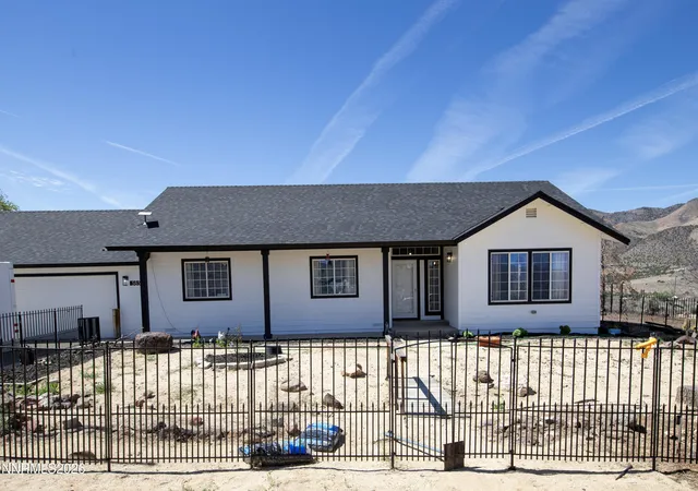 Photo 3 of Single family home for sale at 5855 Quaking Aspen Rd, Reno, NV 89510 | MLS# 260007245 | Listing updated on 2026-09-23