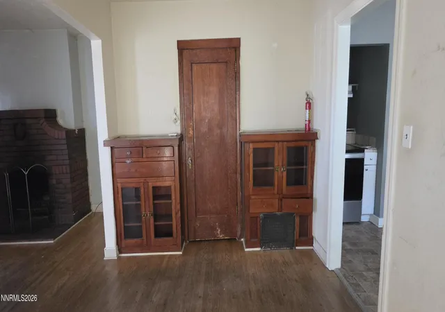 Listing Photo 2 - Condo for sale in building located at 447 Vine St, Reno, NV 89503 - Unit #